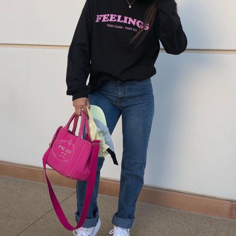 PRETTYLITTLETHING CREWNECK HOODIE💓